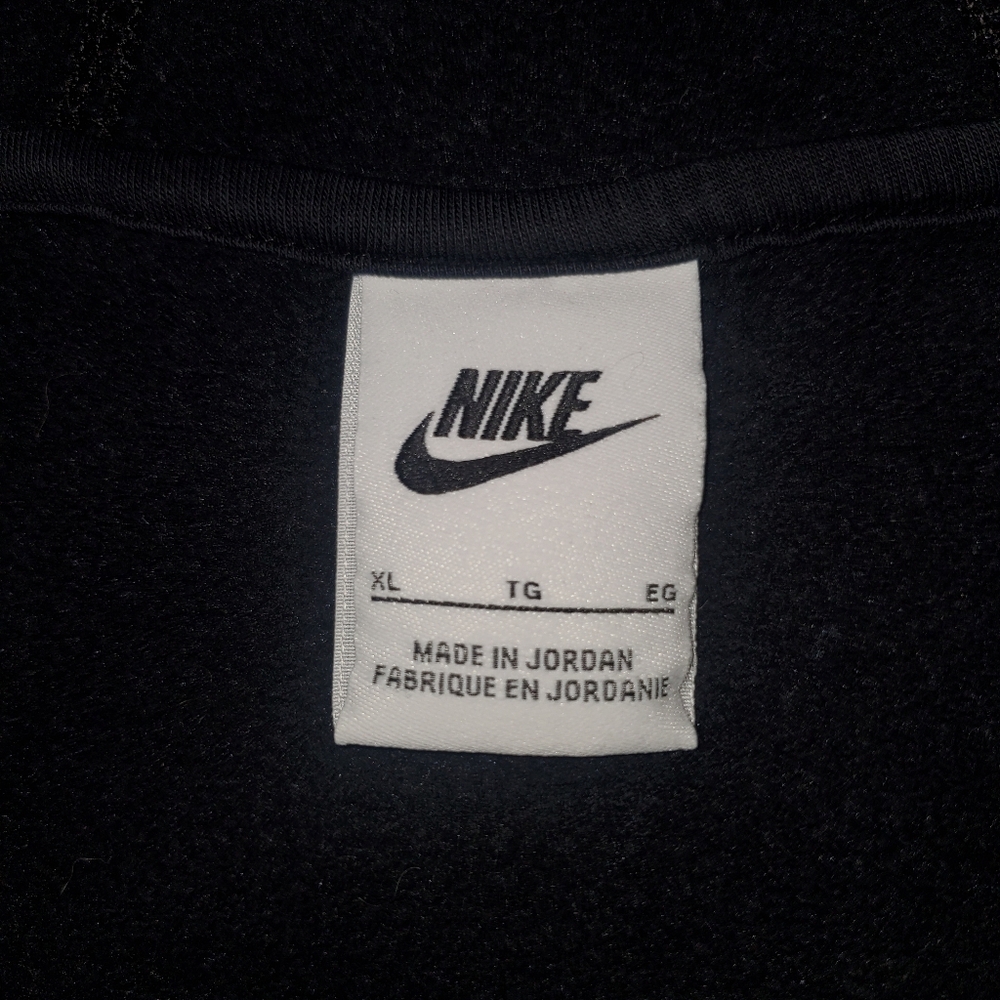 Nike Zip-Up Hoodie, Black, Boys XL - Picture 3 of 6
